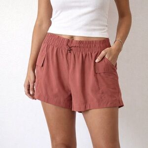 Abercrombie & Fitch High-Rise Traveler Shorts | Terracotta Red | Active Lounge